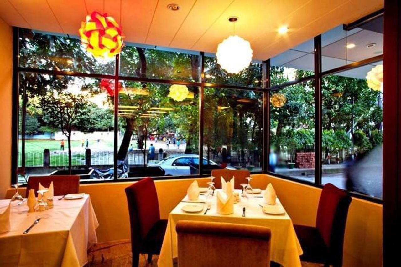 West Park Inn Dhaka Exteriör bild